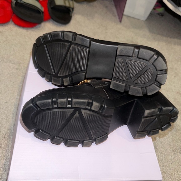 JustFab Black Loafers with Gold Chain Accent - Picture 3 of 7